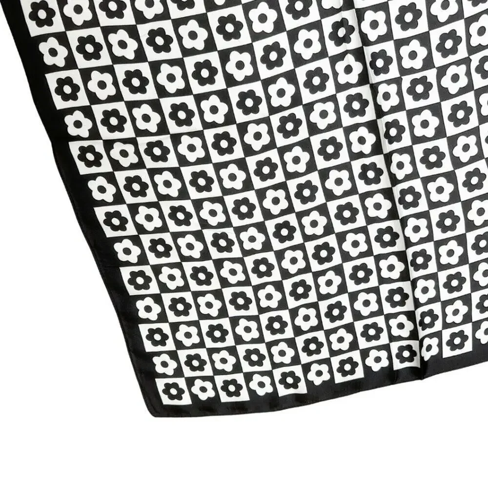 2/$30 NEW Groovy Retro Flower Power Black White Geometric Print Fashion Scarf